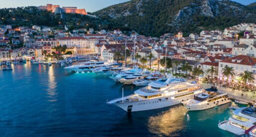 Understanding the Role of Superyacht Brokers in the Luxury Yacht Buying Process